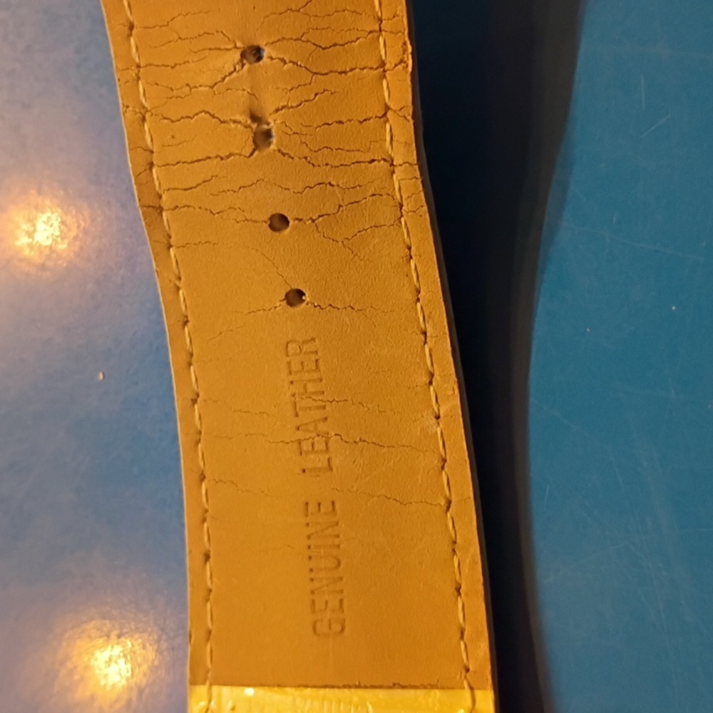 Joan Rivers Classics Gold Smartwatch - Picture 2 of 12